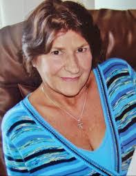 Joan Lynn's Instagram, Twitter & Facebook