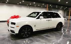 For kawhi leonard, however, the story is a bit more different. Kawhi Leonard S Rolls Royce Cullinan Is Fundamentally Sound Just Like His Game Autoevolution