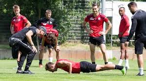 Regionalligist energie cottbus hat stürmer. Cottbus Trainer Claus Dieter Wollitz Man Spurt Eine Aufbruchsstimmung Mdr De