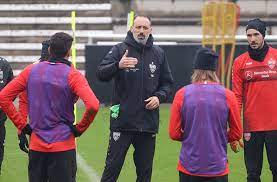 We would like to show you a description here but the site won't allow us. Erster Auftritt Als Vfb Trainer Pellegrino Matarazzo Stuttgarter Nachrichten