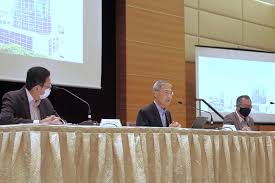 Sph has over 4,000 employees, including a team of approximately 1,000 journalists. Ep94b2ryo1limm