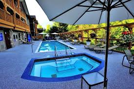 Alameda swimming pool association in alameda california has provided a unique service to the city of alameda and community, especially the children, with an unparalleled record of community service. Pemberton Valley Lodge Pemberton Aktualisierte Preise Fur 2021