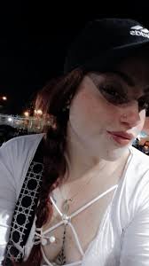 Join Melissa_17 Live Sex Chat - Profiles, Reviews, & Porn