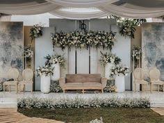 Singa bodoh dan kelinci pintar 25 april 2020 dongeng cerita rakyat dongeng anak lucu yang kami posting di malam hari ini berjudul asli the foolish lion and the clever rabbit. Clarien Sofa Clarien Profil Pinterest