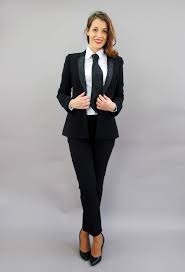 Tailleur Manon Look Garcone Idees De Style Caftan Tailleur