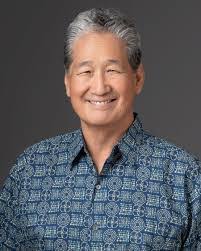 Earl Lee's Instagram, Twitter & Facebook