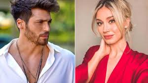Bu pozlara rağmen can yaman ve sevgilisi diletta leotta birlikteliklerine devam ediyor. Can Yaman In Sevgilisi Bebek Mi Bekliyor Sacitaslan Com