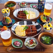 藍色パッケージが印象的な金麦と愉しむ 藍のある食卓 金麦スタイルでは金麦と一緒に愉しみたい食の情報がいっぱい 季節に合わせて食の愉しみ方が更新される金麦スタイルをチェックしてみませんか レシピ 料理 レシピ 日本料理