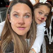 Profile for Justine Hughes• Independent Epicure Consultant• Director