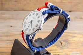 у них что то с головой у этих русских скачать Vintage Raketa Mens Watch White Dial Russian Watch Mechanical Watch Vintage Mens Wa Vintage Watches For Men White Watches For Men Watches For Men