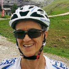 Loretta Nava's Instagram, Twitter & Facebook