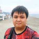 Aaron Bonaventure's Instagram, Twitter & Facebook