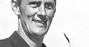 Lola Paulson's Instagram, Twitter & Facebook