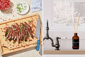 Using these tips, we found 20 healthy frozen meals that will give you all the benefits of being lazy, but not the cals and sodium that make some frozen meals so bad for you. Things To Make Cooking A Lot More Relaxing