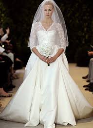 Inka Bause So Hamisch Afft Sie Narumol Nach Kleid Hochzeit Brautmode Armelhochzeitskleider