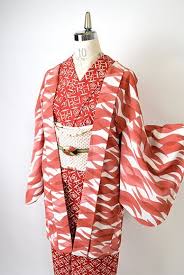 コーラルルージュ波や風のようなチルダパターンモダンなレトロ羽織 アンティーク着物 リサイクル着物のオンラインショップ 姉妹屋 日本のファッション 伝統的な服 ファッションアイデア