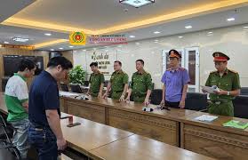 Bắt Nguyễn Thanh Trường, tịch thu 38.000 lọ yến giả
