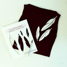 Printable feather templates creative images. Diy T Shirt Makeover W Free Feather Stencil Printable Creative Fashion Blog