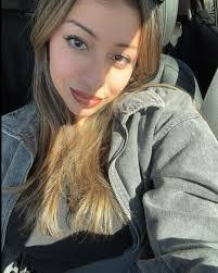 Amy Carreno's Instagram, Twitter & Facebook