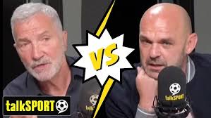 BRUNO ❌ MARTINEZ ✓! Danny Murphy claims Ten Hag picked the WRONG player to  be Man United captain! ©️