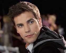 Fiche descriptive, programmes tv avec brant daugherty. Brant Daugherty Tv Guide