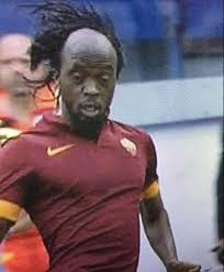 Gervinho offre la victoire à parme. Gervinho Somiglia All Alieno Che Ha Fatto Il Film Predator