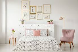 Browse fun gallery wall layout of family photos. 15 Gallery Wall Ideas To Suit Every Style