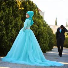 We did not find results for: 12 Gaun Pernikahan Hijab Bertema Turquoise Untuk Datangkan Kesan Sejuk Di Resepsimu