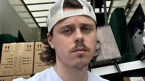 LilyPichu asks fans not to attack SleightlyMusical after his return to  streaming