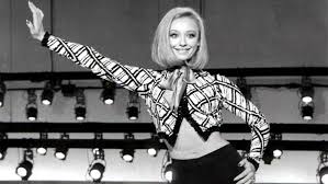 raffaˈɛlla karˈra), is an italian singer, dancer, television presenter, and actress. Raffaella Carra Discografia Cover Video Testi
