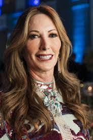 Paula Elmore's Instagram, Twitter & Facebook