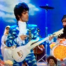 images?q=tbn:ANd9GcSP0XsZWrrfMZdQ1i555admvn5jeXgA3qs89NKWm5oVrKhStK4A3DVhZbtNAa1z1atXQLw&usqp=CAU