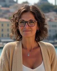 Looking for some advice! I always get discouraged with the programs because  I'm not sure where to start. I am horribly out of shape and want to build  strength and muscle. But