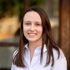 Rebecca Farina's Instagram, Twitter & Facebook