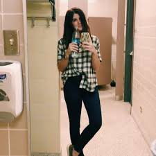 Annie Lowe (@dropitlowe14)