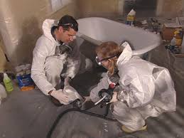 A professional tub and tile refinisher can tell you if refinishing is worth the money. How To Reglaze A Clawfoot Tub How Tos Diy