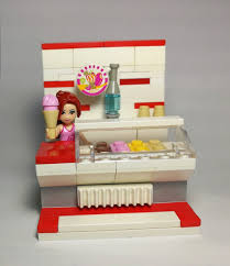 Ice Cream Shop Lego Vignette Shop Lego Lego Projects Lego Friends