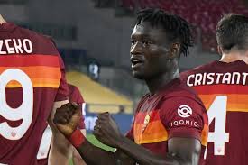 Watch your favorite football teams and their most exciting matches on your device. Spezia Roma Probabili Formazioni Quotidiani C E Dzeko In Attacco