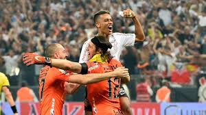 Corinthians são paulo marcadores en directo (y ver en vivo gratis video streaming en directo) comienza el 14 abr. Tricampeonato Do Corinthians Contra O Sao Paulo Explode Em Audiencia Na Globo E Humilha Concorrentes Tv Foco