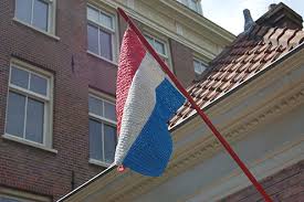 Fahne aus robustem, widerstandsfähigem polyester mit schlaufe und bändsel zum befestigen. Niederlandenet Nachrichten Januar 2018 Gesellschaft Weniger Vorfalle In Der Silvesternacht In Den Niederlanden