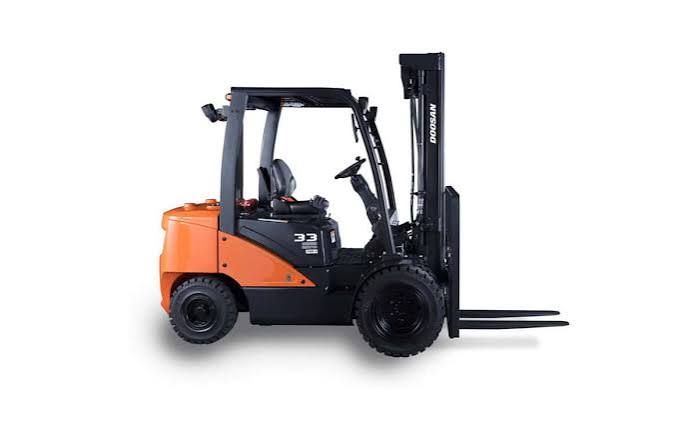 Doosan GC32E Forklift