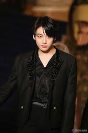 You will regret someday if you don't do your best now. 10 Potret Duality Si Golden Maknae Jungkook Bts Cool Vs Cute
