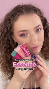I gjeni tek @bloomcosmetics ne IG Te gjitha produltet Essence dhe Catrice  #juicybomb #essencecosmetics #essencejuicybomb