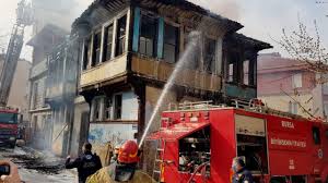 Jul 26, 2021 · bursa'da bir bağ evinde çıkan yangın korku dolu anların yaşanmasına sebep oldu. Bursa Da Metruk Binada Yangin Son Dakika Haberleri