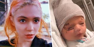 In another photo, grimes could be seen trimming her baby boy's hair with a pair of scissors. Grimes Gives Tutorial On How To Pronounce Her And Elon Musk S Baby S Name X Ae A 12 Unilad