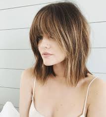 Aria begins her volunteer work at radley and quickly gets down to business finding any answers she can about a patient of interest to the liars. Pll S Lucy Hale Has A Fringe Now And We Re Actually In Love