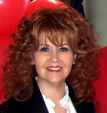 Glenda Mann's Instagram, Twitter & Facebook