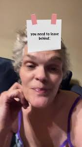 Vicki Moats (@vickimoats)