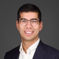 Danielle Rowett's Instagram, Twitter & Facebook