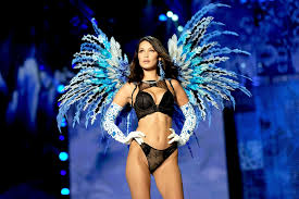 We will also create a full scene with this model. Bella Hadid Shades Victoria S Secret I Never Felt Powerful Modeling Lingerie